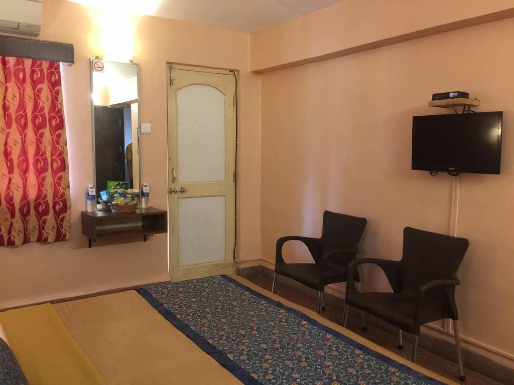Hotel Gopika International Panaji Zewnętrze zdjęcie